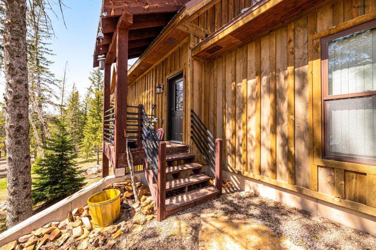 Lost Buffalo Lodge Lead Екстериор снимка